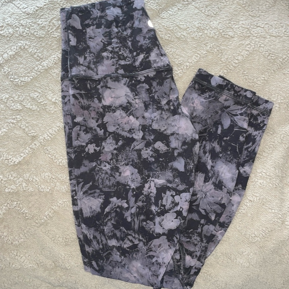 LULU leggings
